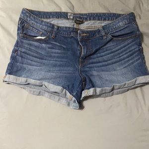 Mossimo Jean shorts